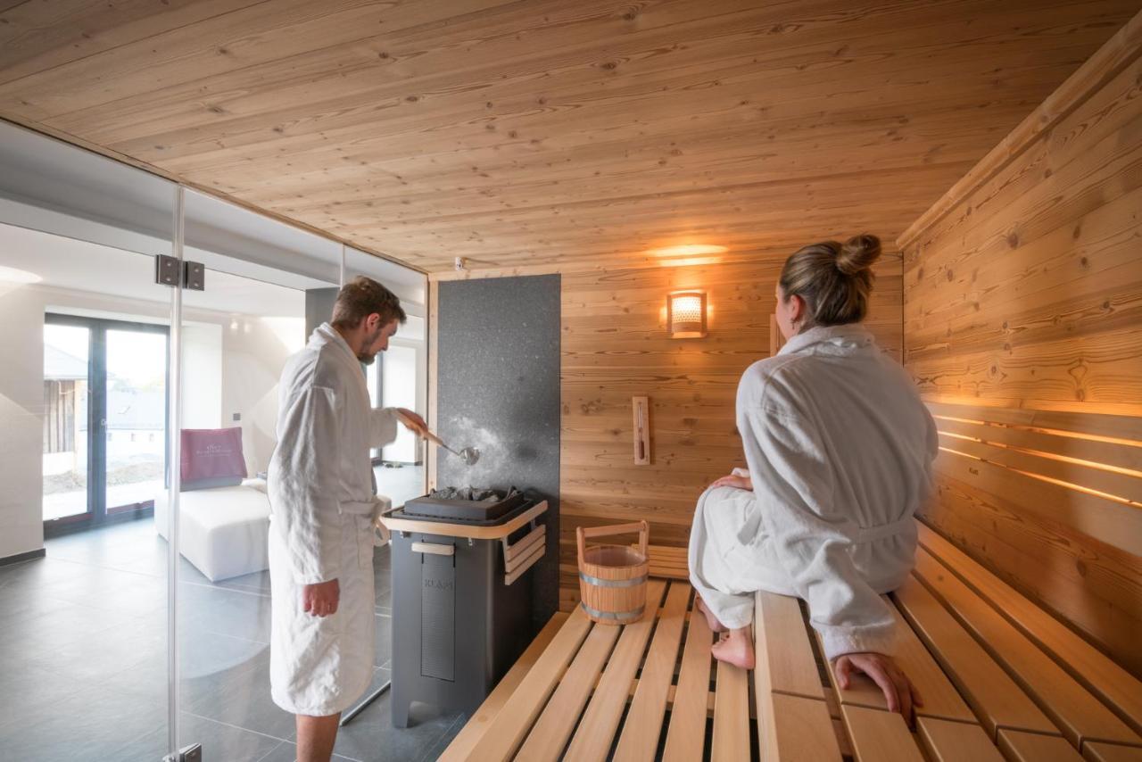 Chalet-Ferienwohnung Aehrenglueck, 70 Qm, Wellness/Fitness/Sauna - Bergroedelhof Feilitzsch Екстериор снимка