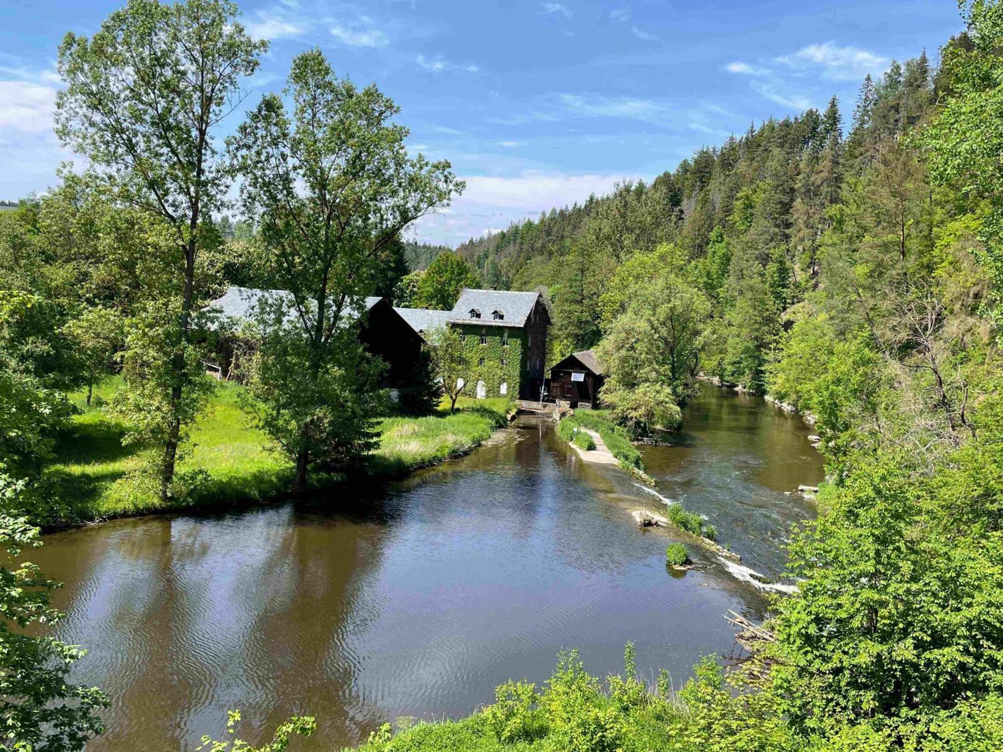 Chalet-Ferienwohnung Aehrenglueck, 70 Qm, Wellness/Fitness/Sauna - Bergroedelhof Feilitzsch Екстериор снимка